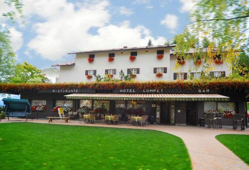 חדר אקונומי לארבעה, Compet