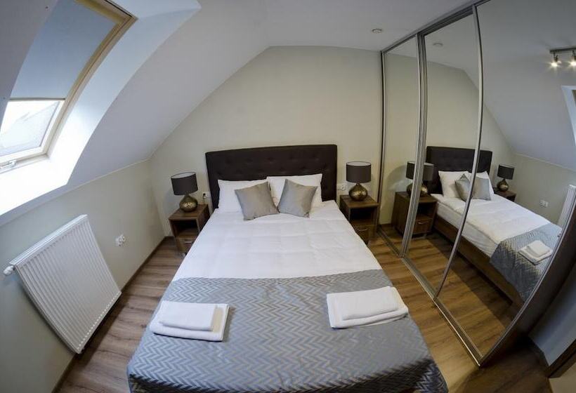 침실 2개 스위트, Lando