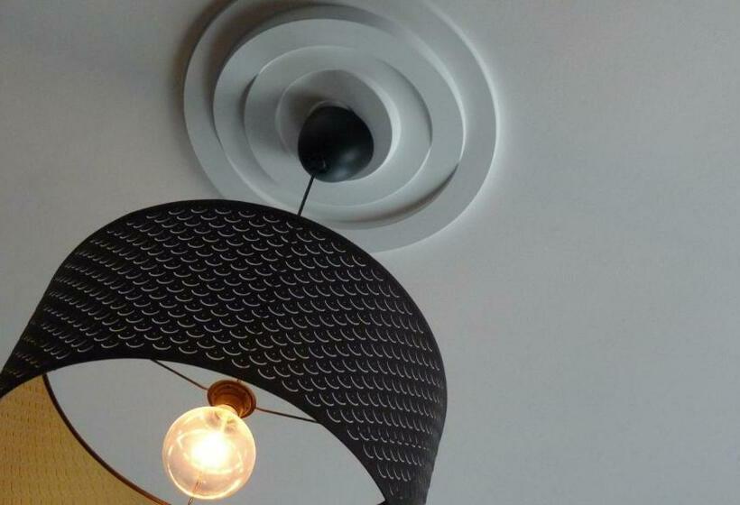 Номер Стандарт, Chambres D Hôtes Coté Halles