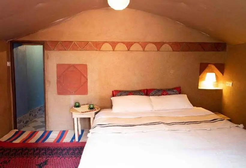 デラックスルーム, Dar Talmoudi