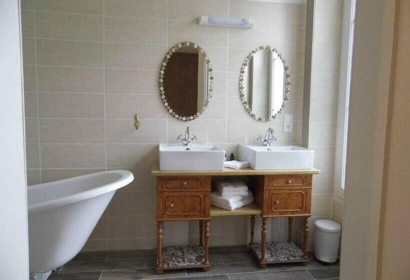 家庭间, Moulin D Amour