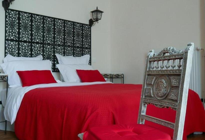 标准三人间, Moulin D Amour