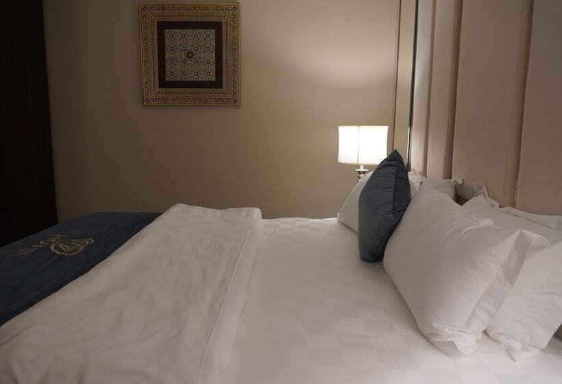 غرفة قياسية, Crystal Blue