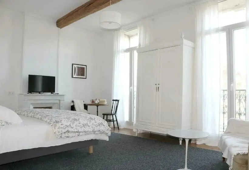 スタンダードルーム, Aumes Sweet Home Chambre D Hôtes