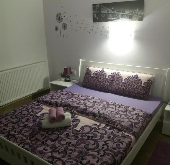 バルコニー付きスタンダードルーム, Guest House Mačić