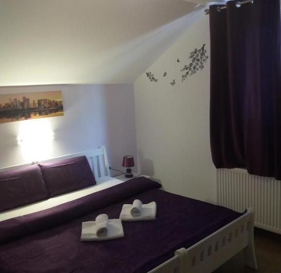 バルコニー付きスタンダードルーム, Guest House Mačić