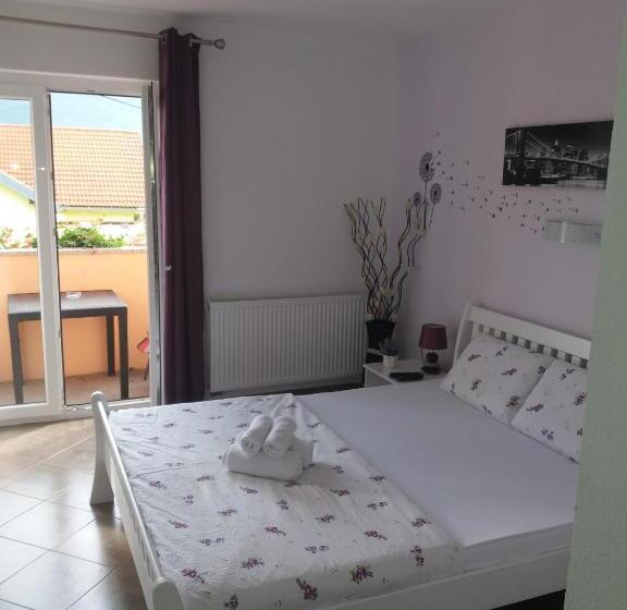 バルコニー付きスタンダードルーム, Guest House Mačić