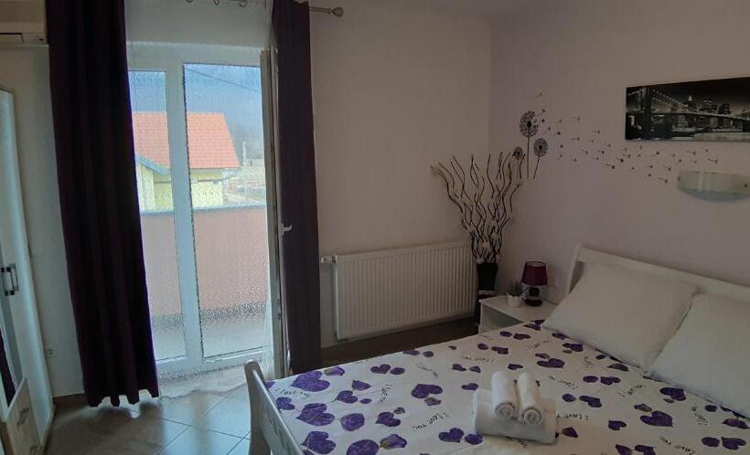 バルコニー付きスタンダードルーム, Guest House Mačić