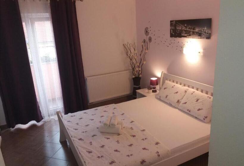 バルコニー付きスタンダードルーム, Guest House Mačić