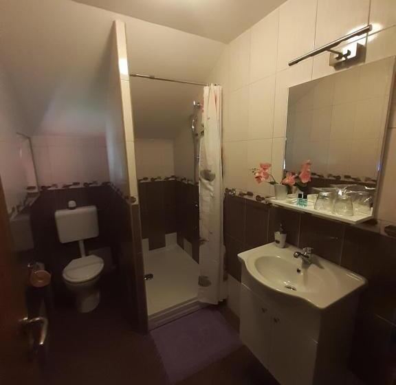 バルコニー付きスタンダードルーム, Guest House Mačić