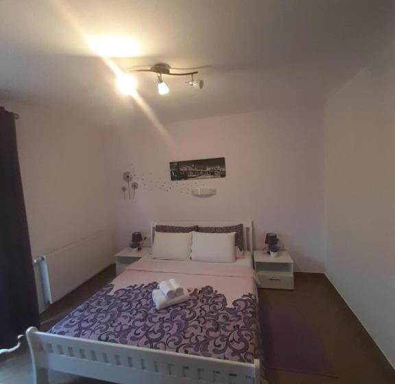 اتاق استاندارد با بالکن, Guest House Mačić