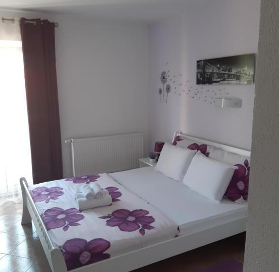 バルコニー付きスタンダードルーム, Guest House Mačić