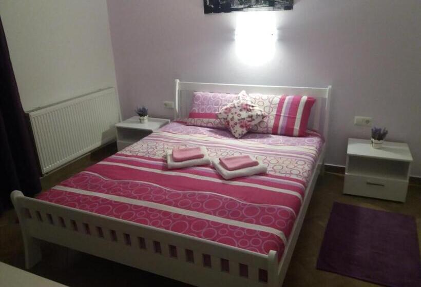 バルコニー付きスタンダードルーム, Guest House Mačić