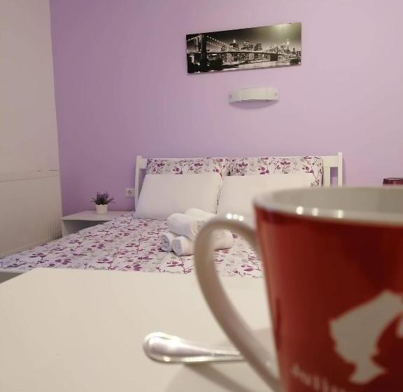 バルコニー付きスタンダードルーム, Guest House Mačić