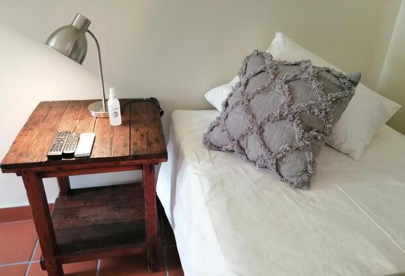 شقة غرفة واحدة, Monte Rosa Guesthouse