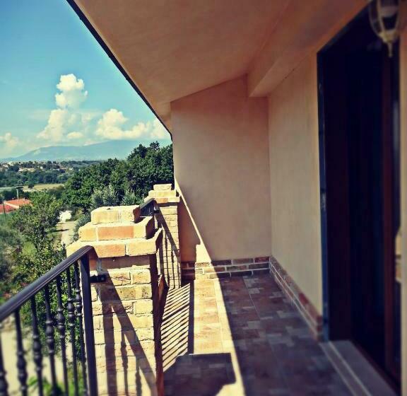 غرفة قياسية رباعية, Casale Del Sole