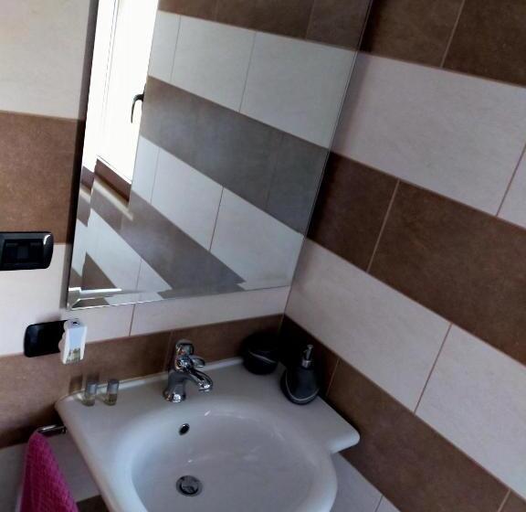 غرفة قياسية رباعية, Casale Del Sole