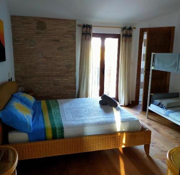 غرفة قياسية رباعية, Casale Del Sole