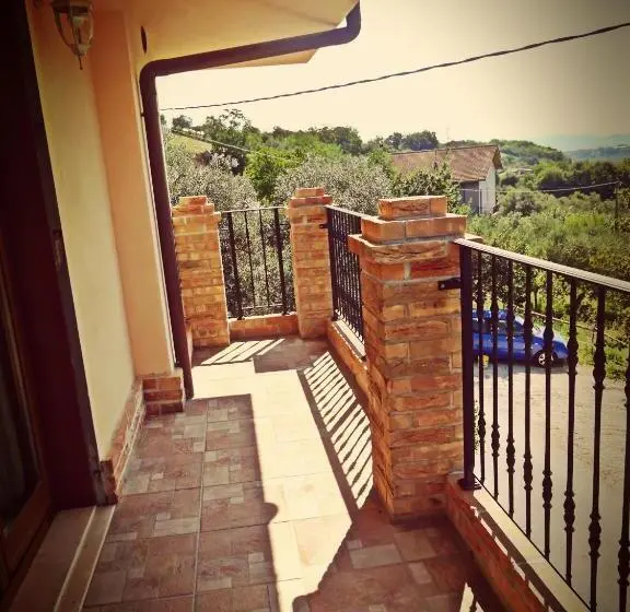 マウンテンビュースタンダードルーム, Casale Del Sole