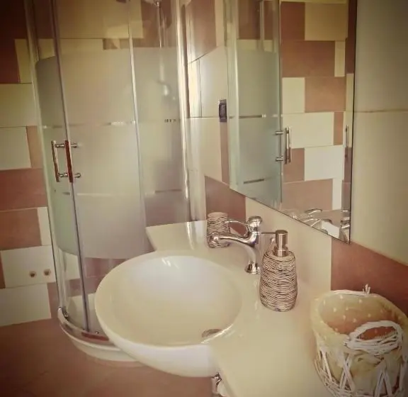 スタンダードインサイドビュールーム, Casale Del Sole