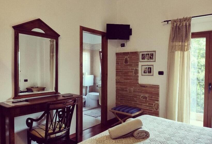 غرفة ديلوكس مزودة بشرفة, Casale Del Sole