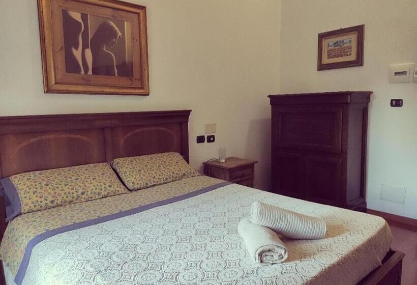 غرفة ديلوكس مزودة بشرفة, Casale Del Sole