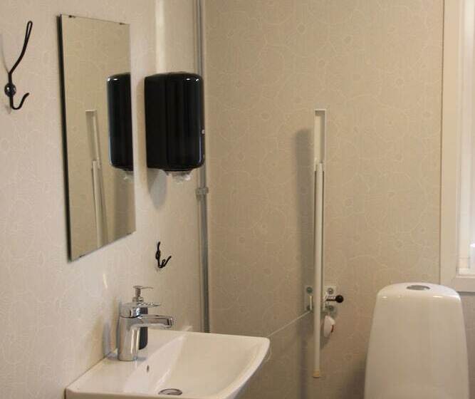 스탠다드 룸 공동 욕실, Sköna Rum Fryksta