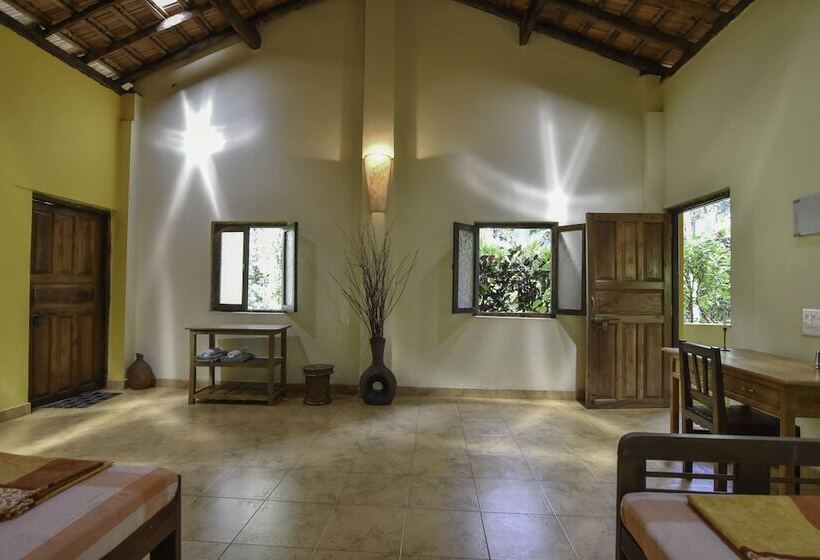 בית, חדר שינה 1, Dudhsagar Plantation