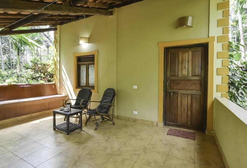 בית, חדר שינה 1, Dudhsagar Plantation