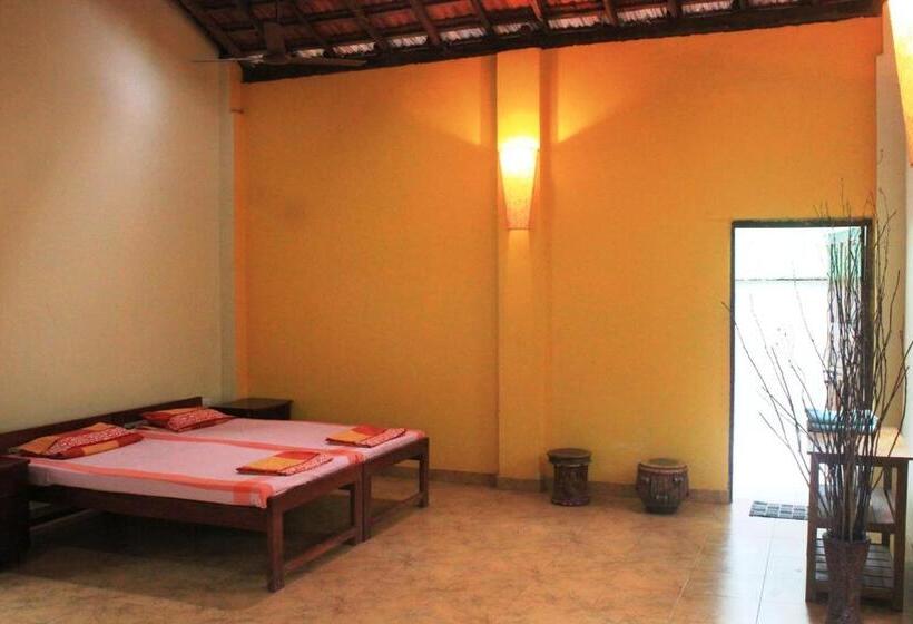 בית, חדר שינה 1, Dudhsagar Plantation