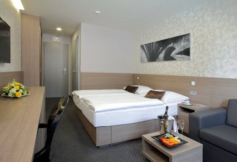 舒适型房间, Jezerka