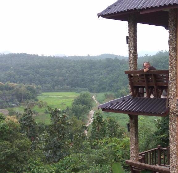 Трехместный Номер Deluxe, Khunyuam Resort