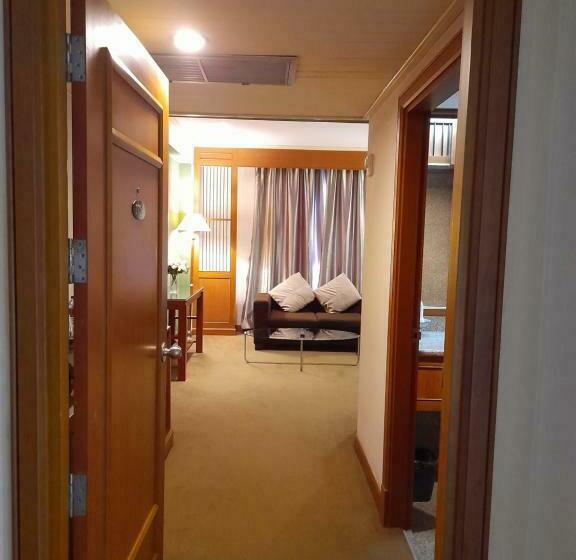 Люкс, Songphanburi