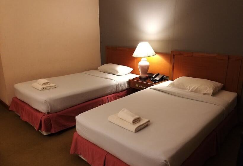 Номер Deluxe, Songphanburi