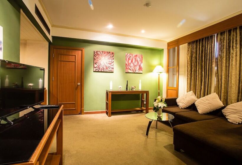 Люкс, Songphanburi