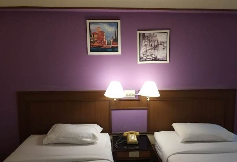 Номер Стандарт, Songphanburi