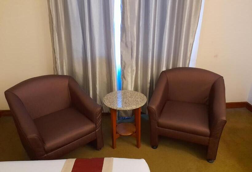 Номер Deluxe, Songphanburi