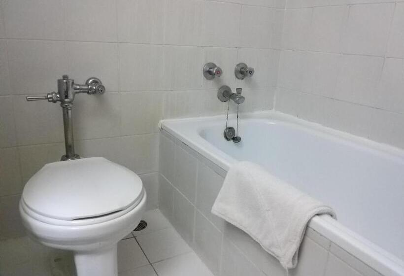 Номер Стандарт, Songphanburi