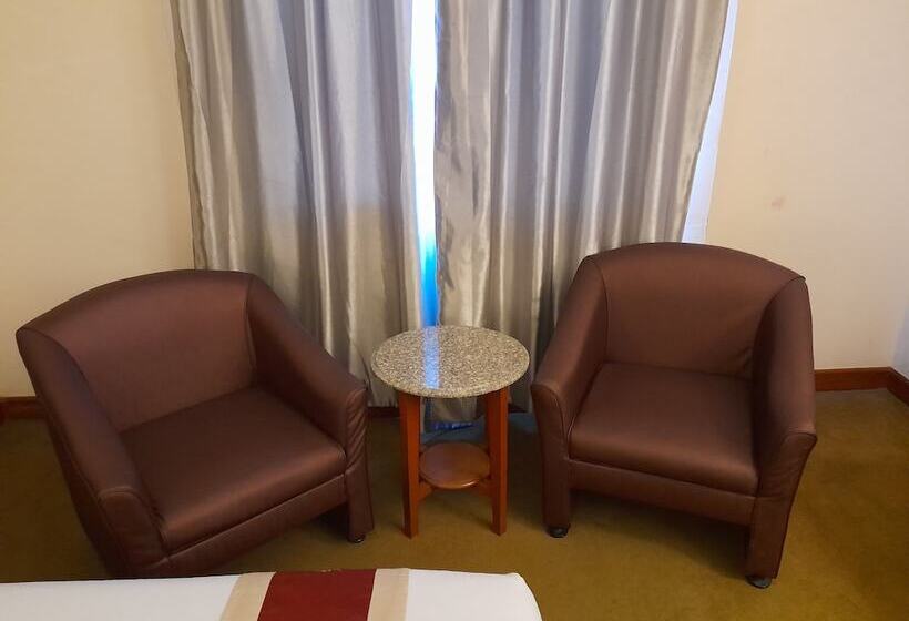 Номер Deluxe, Songphanburi