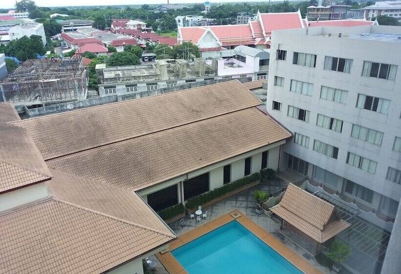 Номер Deluxe, Songphanburi