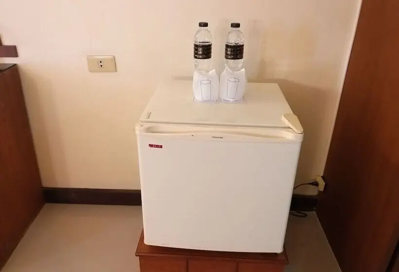 スタンダードルーム, Songphanburi