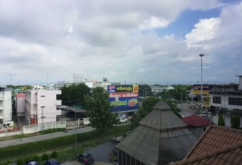 スタンダードルーム, Songphanburi