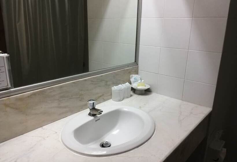 Номер Стандарт, Songphanburi