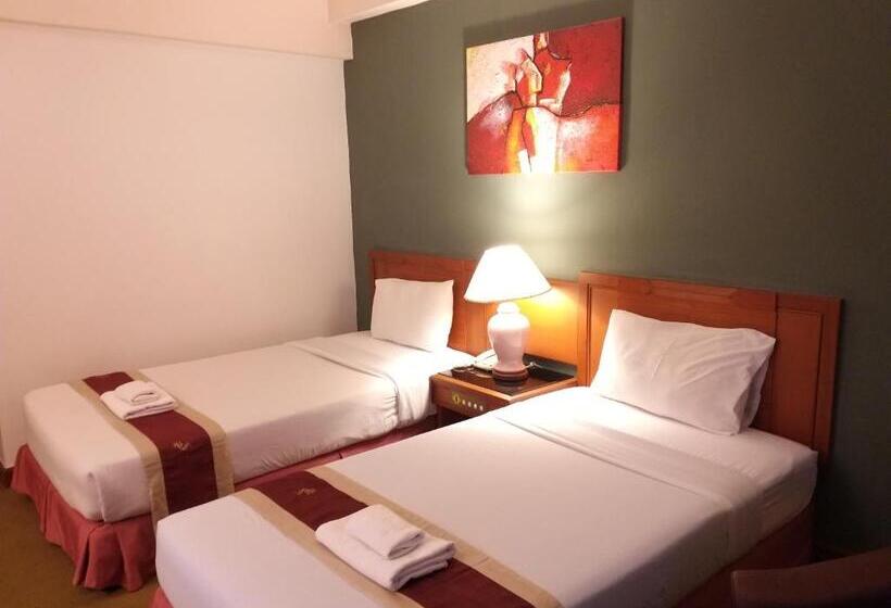 Номер Deluxe, Songphanburi