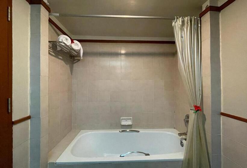 Номер Стандарт, Songphanburi