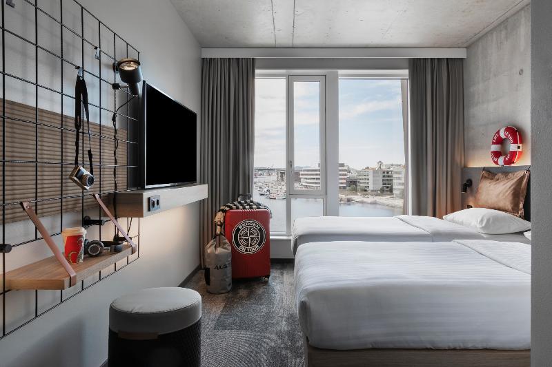 Люкс, Songphanburi