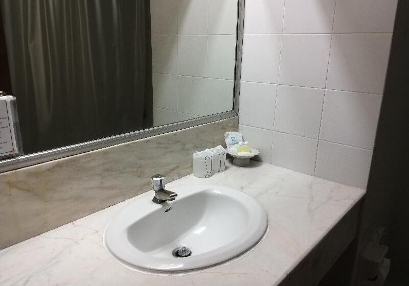 Номер Стандарт, Songphanburi