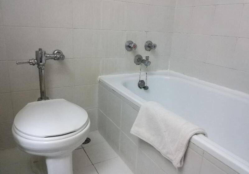 Номер Стандарт, Songphanburi