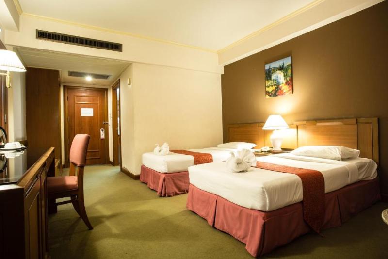 Номер Deluxe, Songphanburi