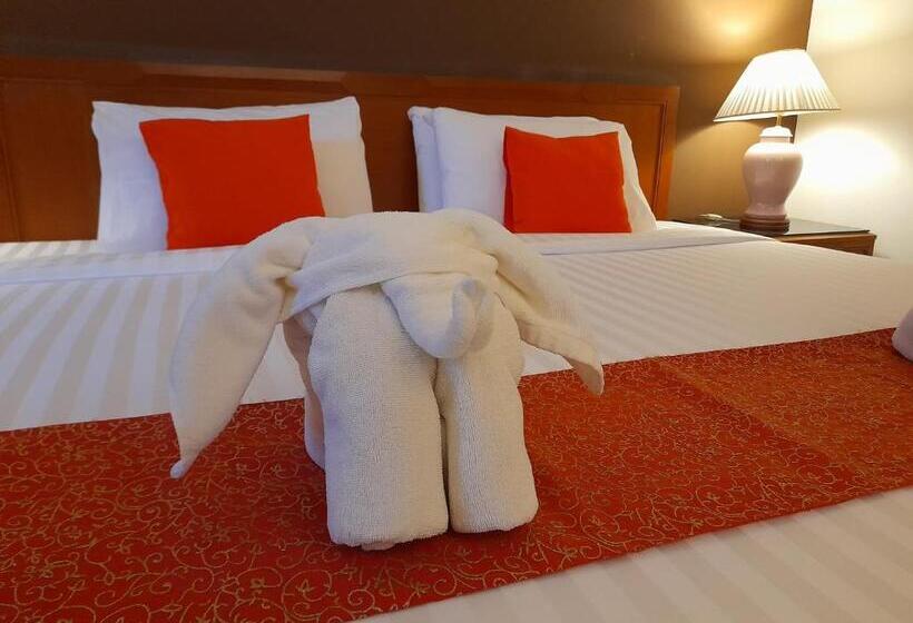 Номер Deluxe, Songphanburi